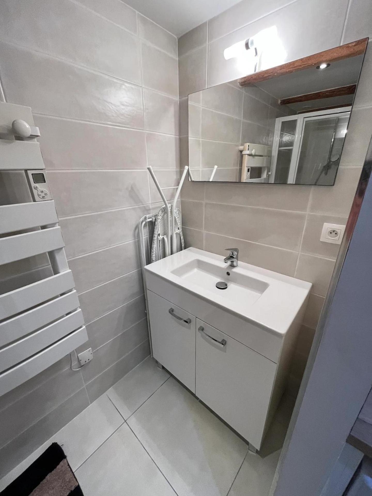 Le Chaptal • Beau T2 • Clim • Centre Gare St Roch *